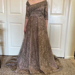 Kanwal Malik Moestaram Pakistani Indian Formal Wedding Dress Gold Brown Mocha